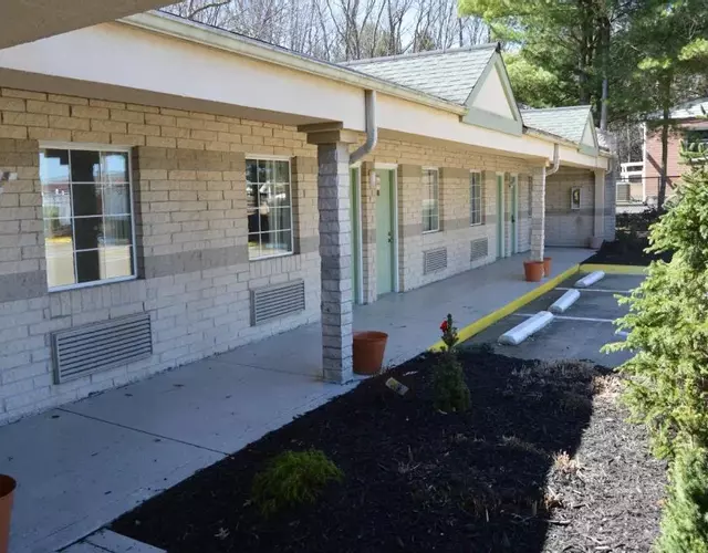 Economy Inn Cuyahoga Falls