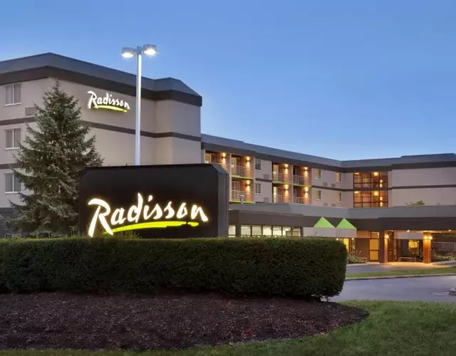 Radisson Akron-Fairlawn Copley