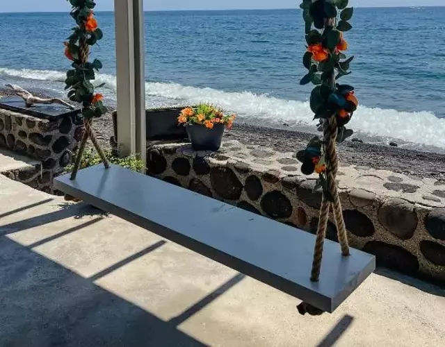 BLACK BAY CAVES SUITES