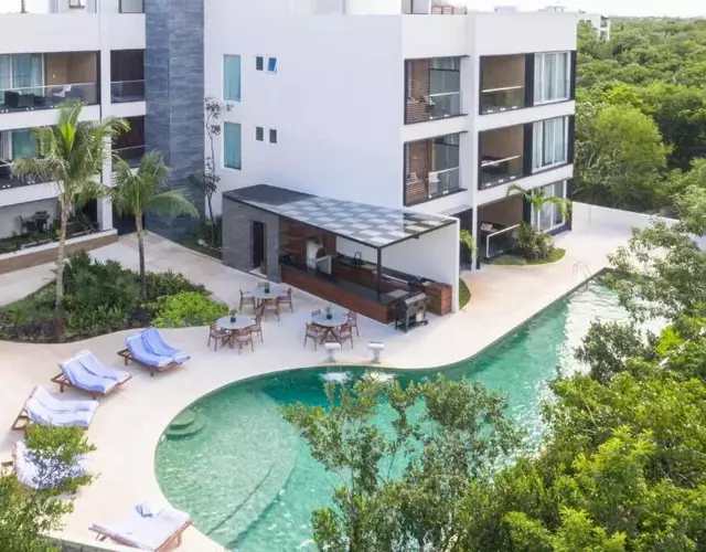 Solmare Apartments & Suites