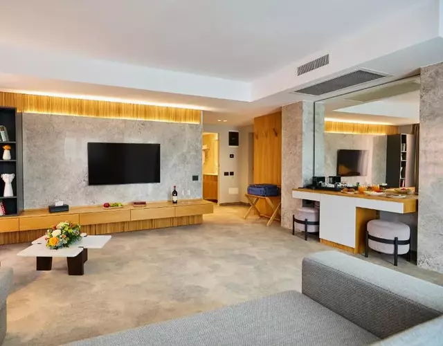 ONE Hotel