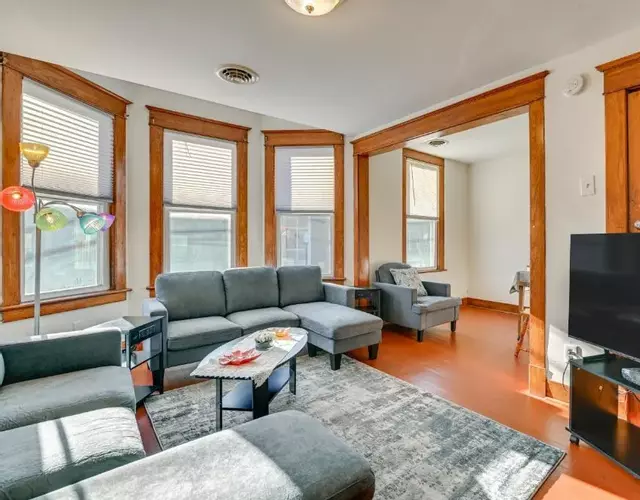 Walk to Washington Park Remote Work-Ready Apt!