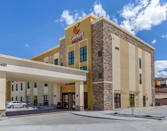 Comfort Suites Albuquerque Airport