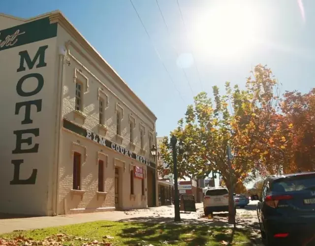 Elm Court Motel