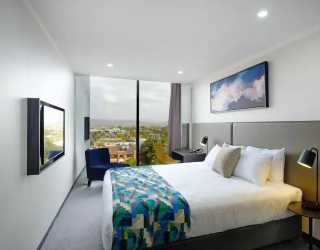 Mantra Albury