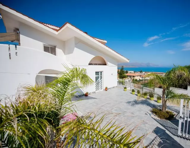 Villa Trinacria Apartments