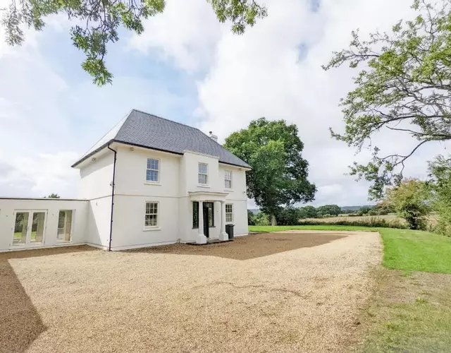 The White House - Bordon