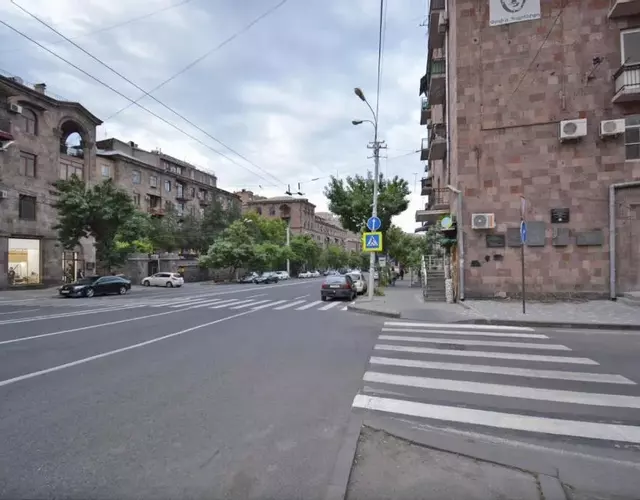 Charents 4 Guest house