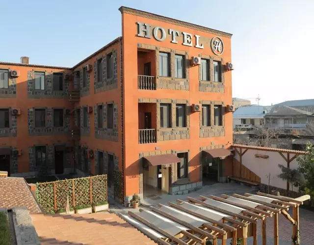 H Resort Hotel Vagharshapat Armenia