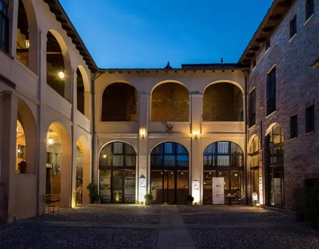 Relais Palazzo Paleologi Sec.XIV