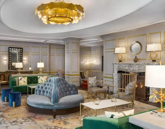 The Alexandrian Old Town Alexandria, Autograph Collection