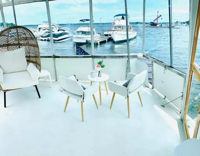 Beautiful Yacht in Clayton, NY!