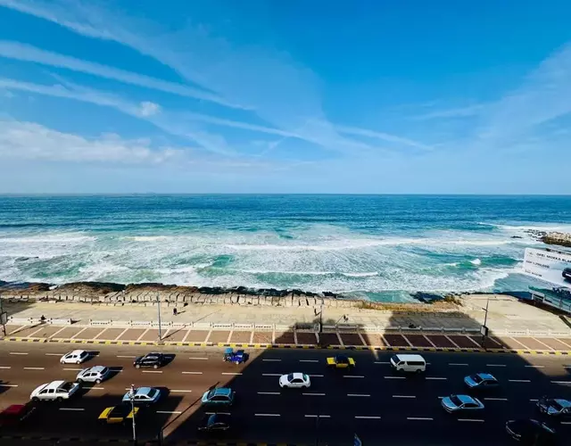 ALEX HOMES - Sporting Sidi Gaber Cozy Apartments with Direct Sea View - Families only