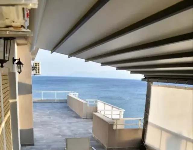 SeaBreeze Penthouse with Private Parking