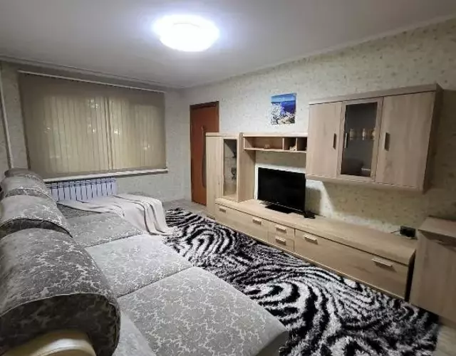 Симпатичная квартирка рядом с парком!