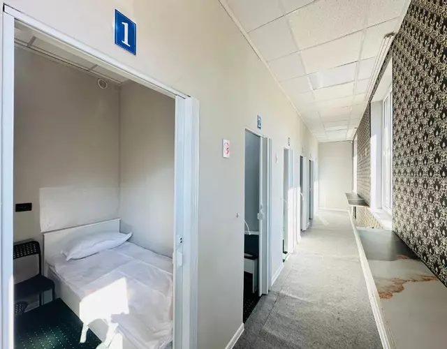 Center Capsule Hotel