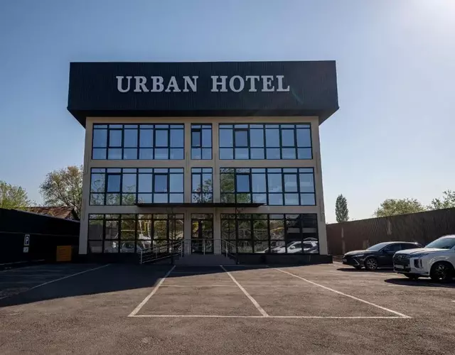Urban Hotel
