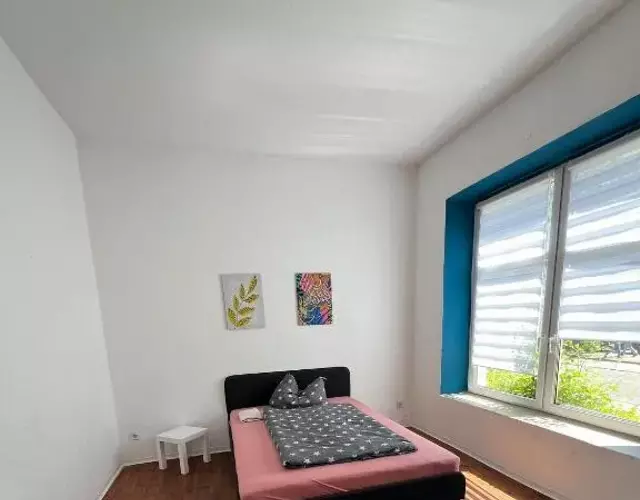Berlin flat W 3 separate rooms N0