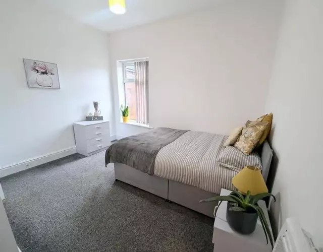 All En-suite Home for Contractors, Families & Large Groups