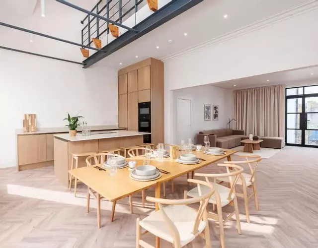 6-Bedroom, 6-Bathroom Contractor Home