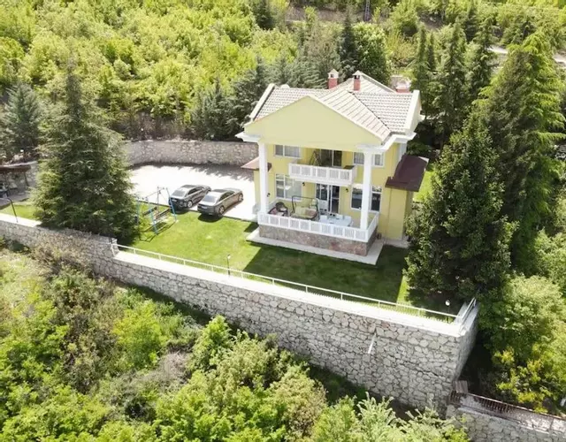 Villa Amesia