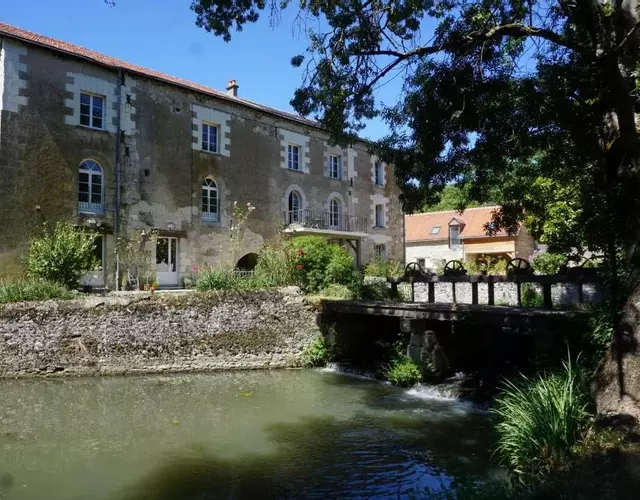 Le Moulin de Moquesouris - Chambres d'hôtes et table d'hôte