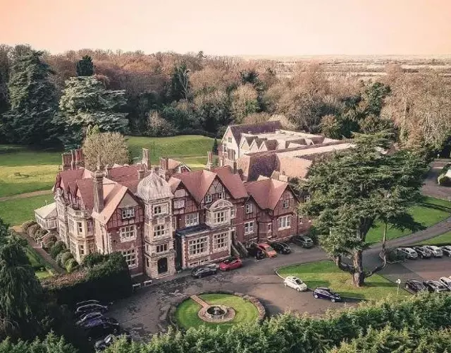 Pendley Manor