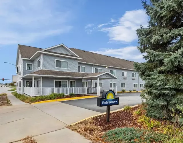 Days Inn by Wyndham Ames