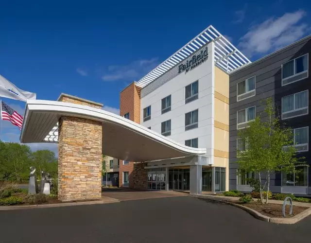 Fairfield Inn & Suites by Marriott Springfield Northampton/Amherst