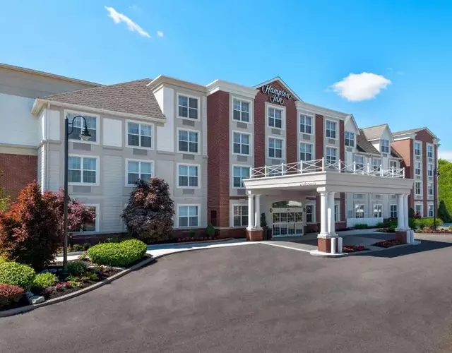 Hampton Inn Buffalo-Williamsville