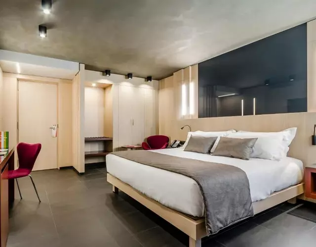Hotel Metropolis