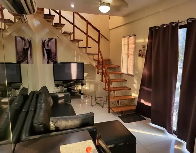 Sheryll Escapes - Kandi Resort-type Spacious 1 BR loft with Netflix and free Housekeeping