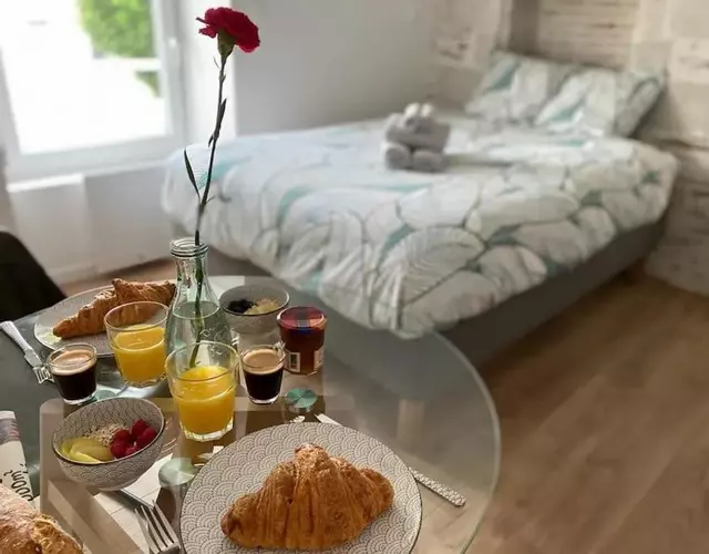 La Douce Angevine - La Perruche - Proche centre