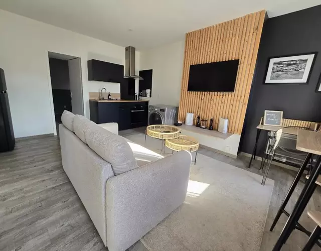 Idéal couples & pro - Patio extérieur- Proche centre ville et gare - Promenade au bord de la Charente - Parking à proximité - Wifi très haut debit - Équipement premium -Netflix