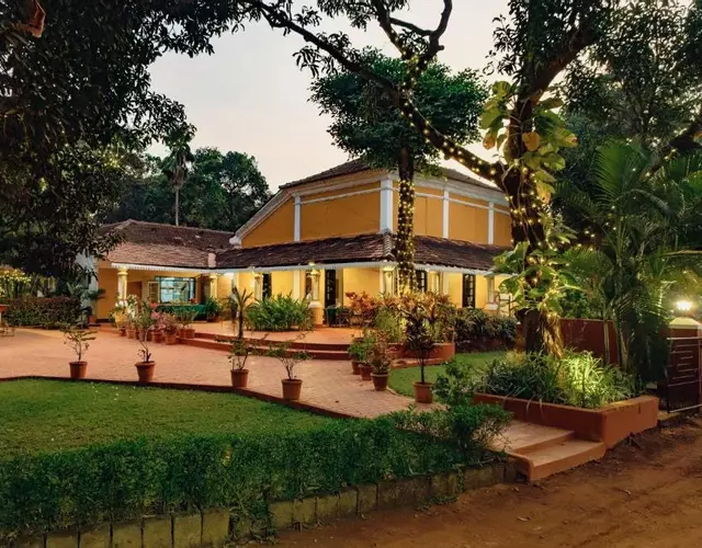 Granpa's Inn Hotel Bougainvillea