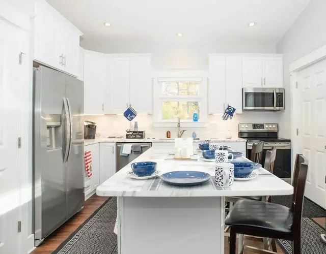 BayRidge house by Quiet Waters, Thomas Point Parks