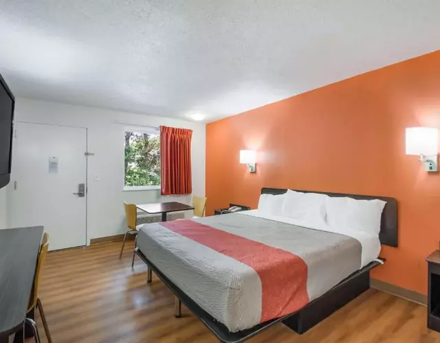 Motel 6-Odenton, MD - Fort Meade