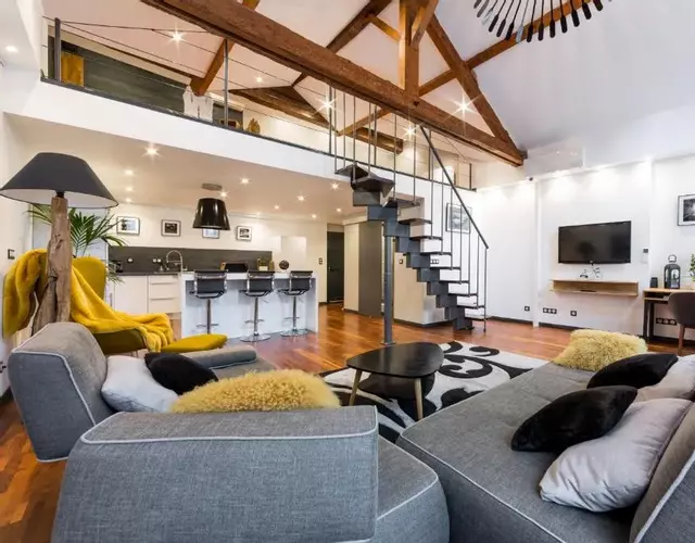 Les suites sainte claire