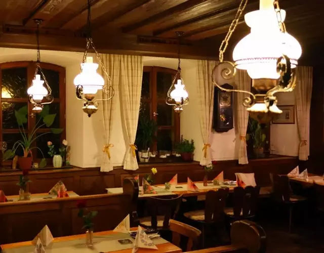 Landgasthof Hotel Zum Roß Dorfgütingen