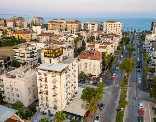 Far Life Hotel