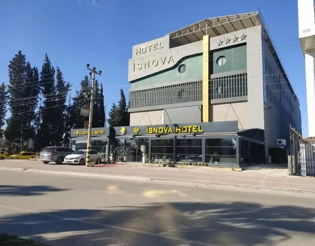 Isnova Hotel Airport
