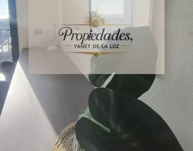 Suits vistas al mar con balcón pisos altos