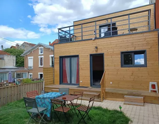 New modern 80 m2 house, peaceful haven, 10' from RER B