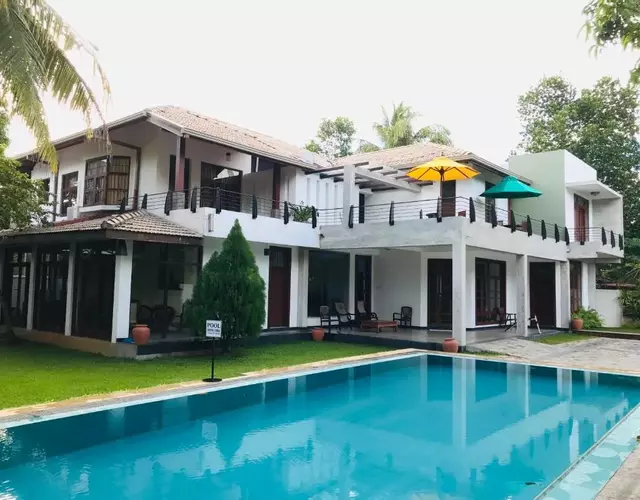 Siluni's Villa