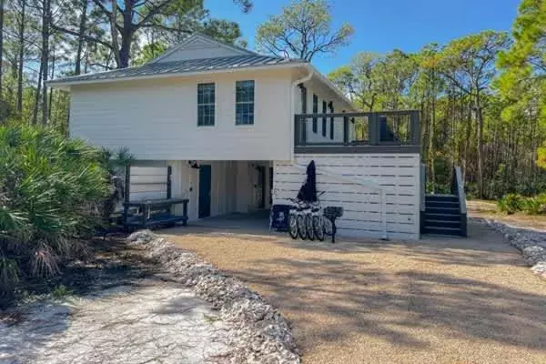 Mayberry on Bayberry Private pool Sleeps 10