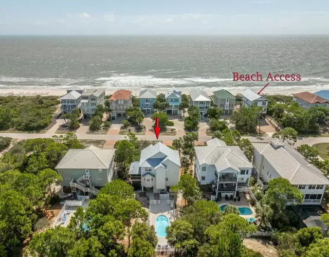 Pet Friendly- St George Island Sleeps 13- Pool