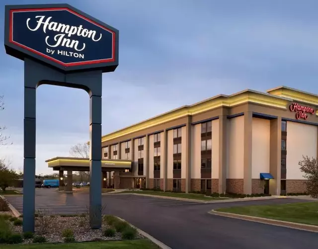 Hampton Inn Appleton-Fox River Mall Area