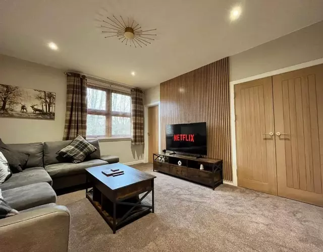 Panmure by CENTRAL SERVICED APARTMENTS - 2 Double Bedrooms - Monifieth - Sleeps 4 - Modern & Unique - Smart TV & WiFi - Fully Equipped Kitchen - Spacious & Unique