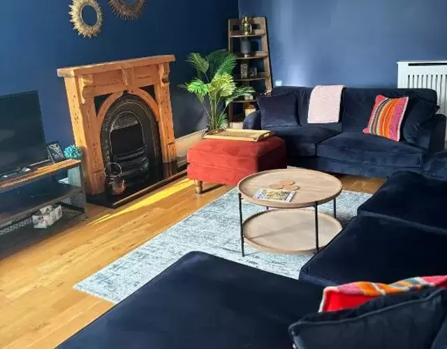 Taylor Close - Spacious Central Ferry Flat