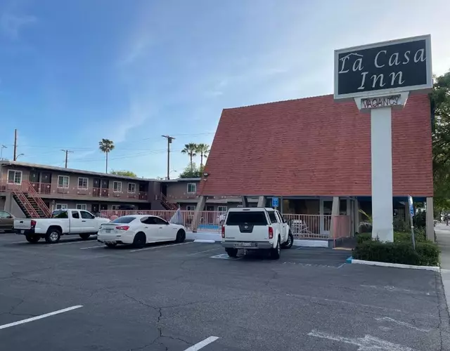 La Casa Inn
